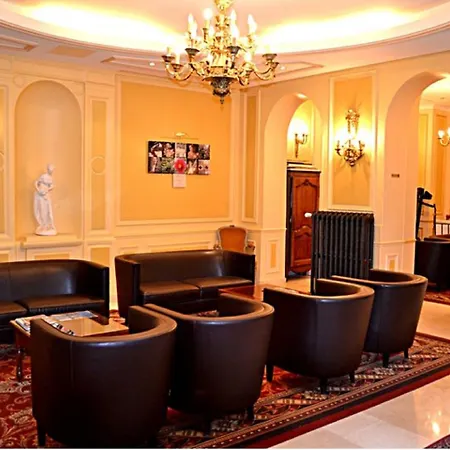 Touring Opera 3*