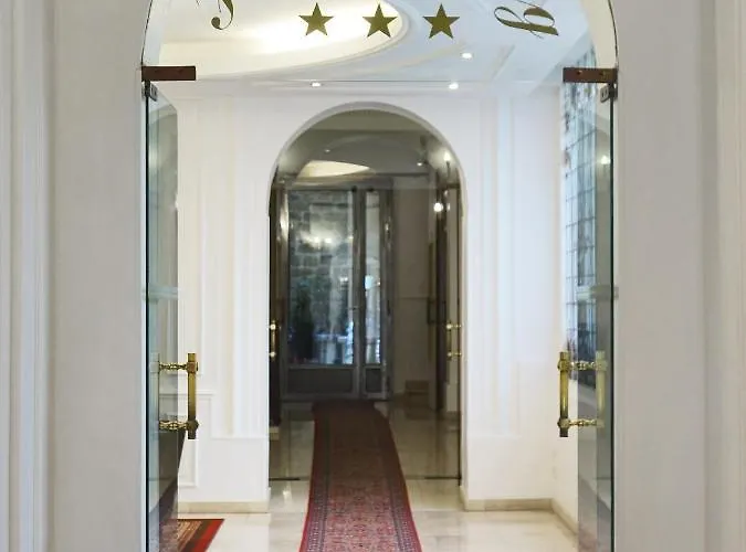 Hotell Touring Opera 3*