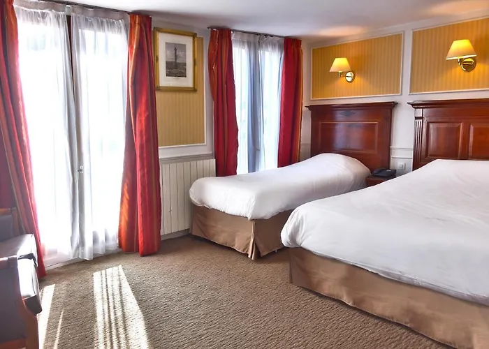 Touring Opera Hotell 3*