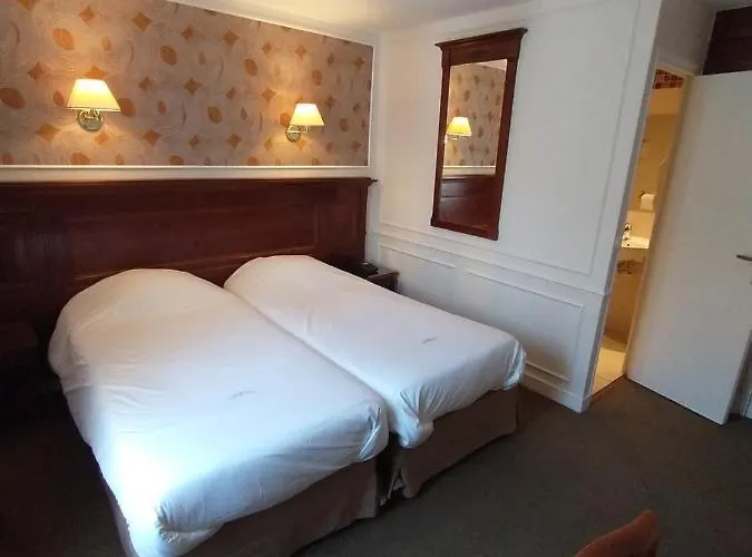 Touring Opera Hotell