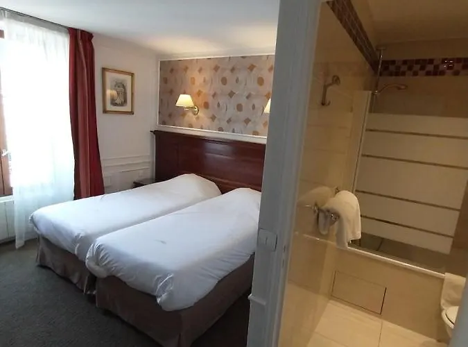 Touring Opera Hotell 3*