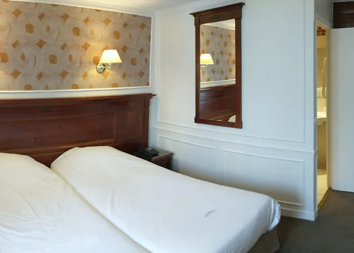 Touring Opera Hotell 3*