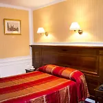 Hotell Touring Opera 3*