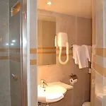 Hotell Touring Opera 3*
