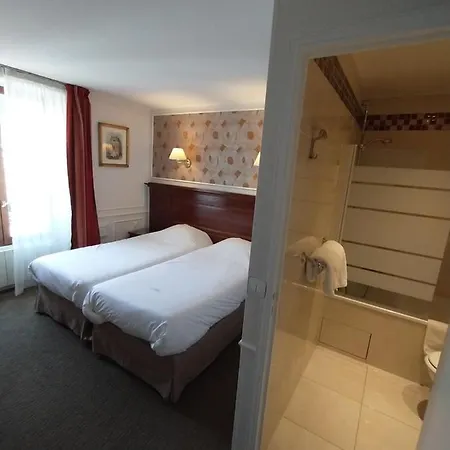 Touring Hotel 3*