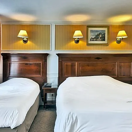 Hotel Touring Opera 3*