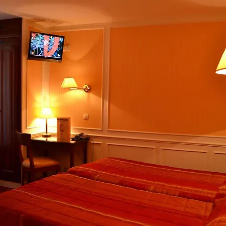 Touring Opera Hotel 3*