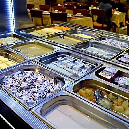 Hotel Touring Opera 3*