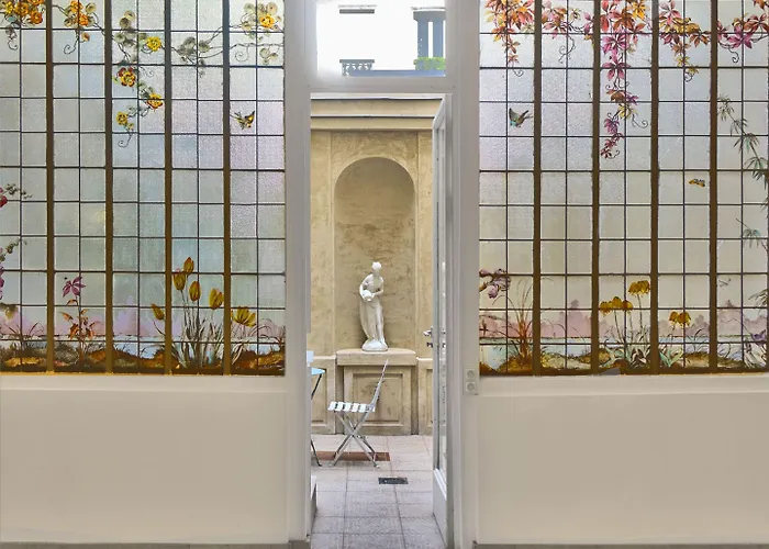 מלון Touring Opera 3*