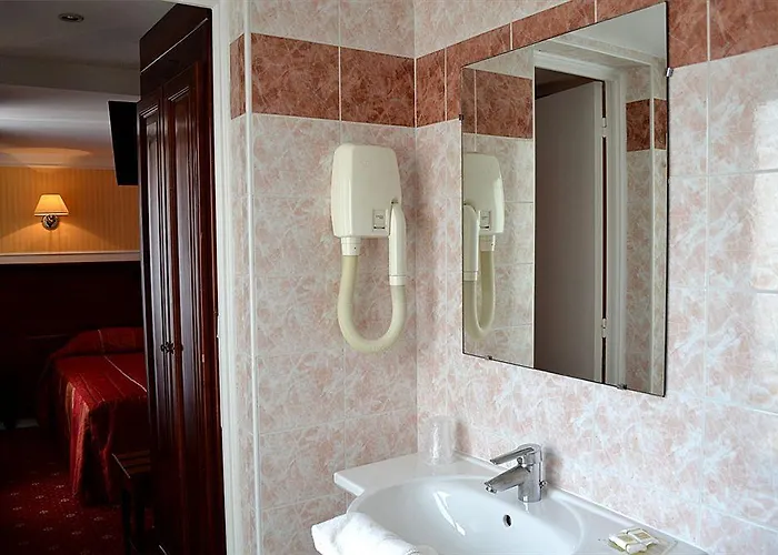 Touring Opera 3* パリ