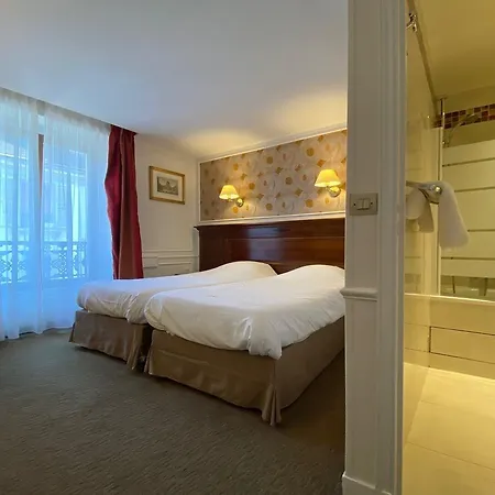 Touring Opera Hotel 3*