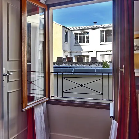 Touring Opera Hotel 3*