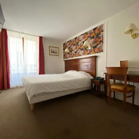 Touring Opera Hotel Paris