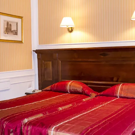 Touring Opera Hotel 3*