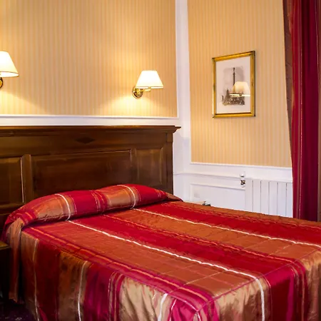 Hotel Touring Opera 3*