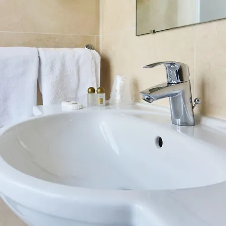 Touring Opera Hotel Paris