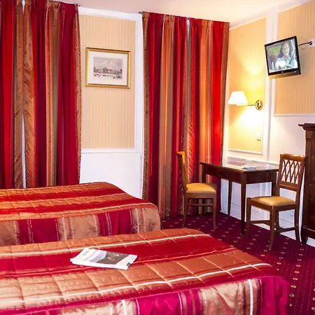 Touring 3* Paris