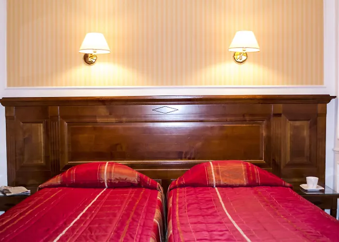 Hotel Touring Opera 3*